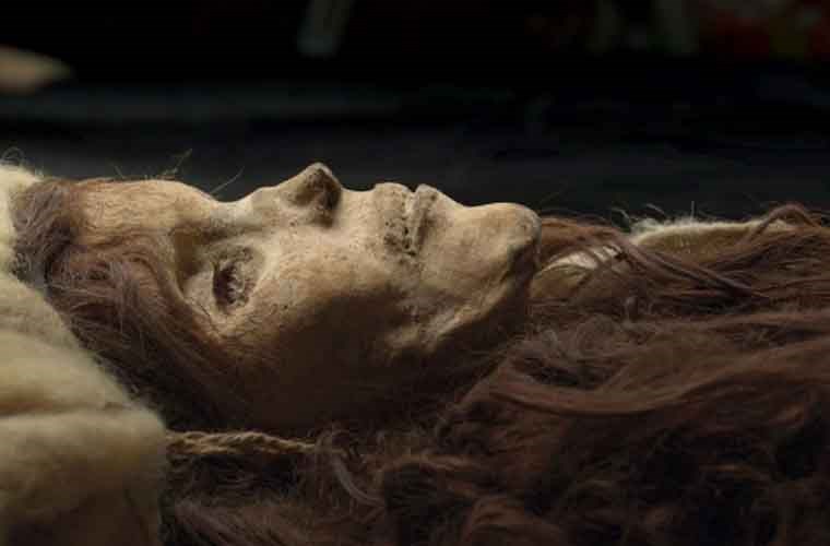 Nhan sắc của những x&aacute;c ướp 10 ng&agrave;n tuổi